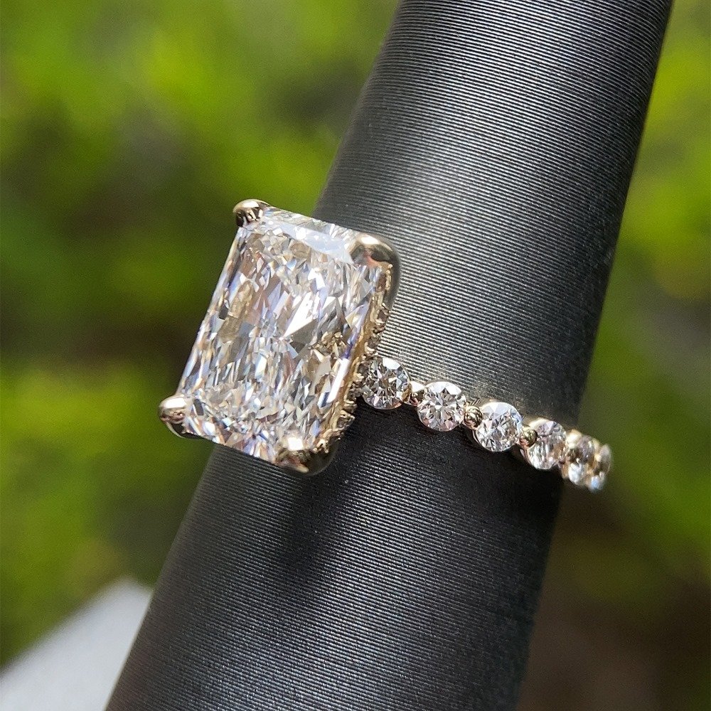 radiant cut diamond